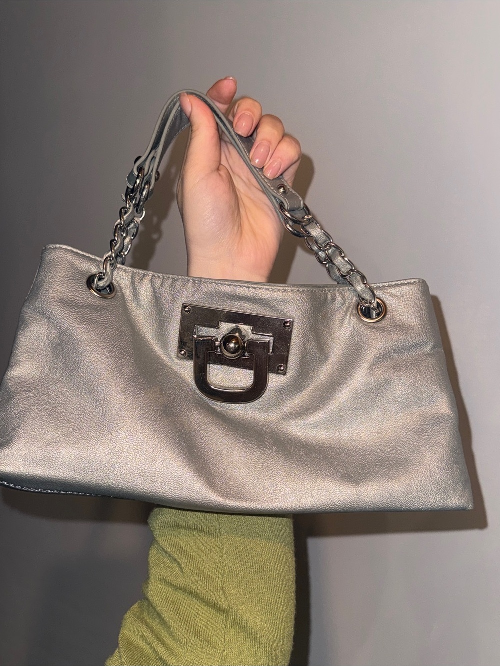 Silver Chain-Handle Shoulder Bag - Picture 8 of 8